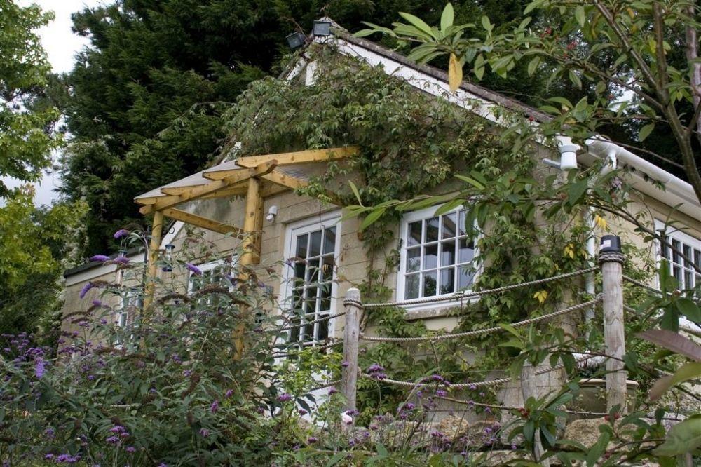 Tucking Mill View- Self Catering Apartment Bath Luaran gambar