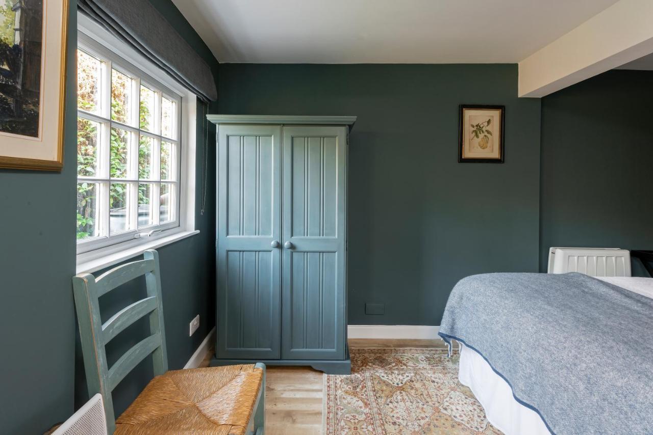 Tucking Mill View- Self Catering Apartment Bath Luaran gambar